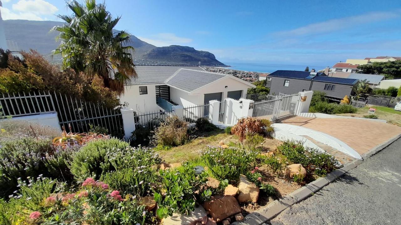 ケープタウン Luxury Modern House Western Cape Fish Hoekヴィラ エクステリア 写真